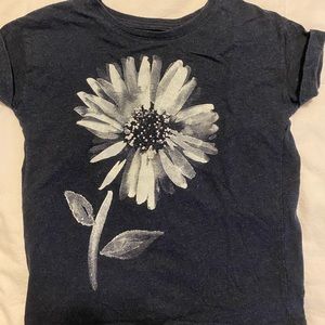 heathered navy flower tee